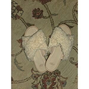 NWOT Beige UGG  Slides With Faux Fur Sz 7